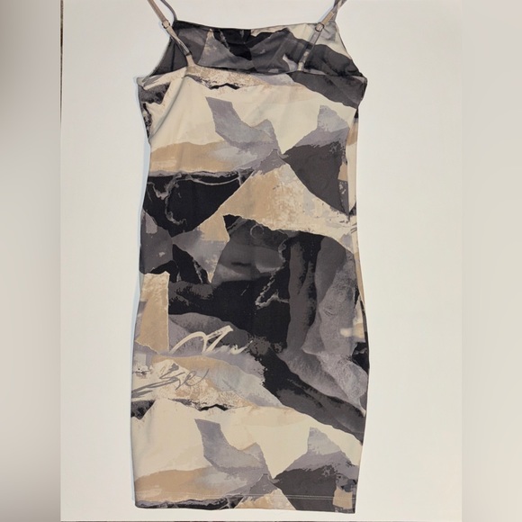 Tight petite dress - Picture 2 of 2